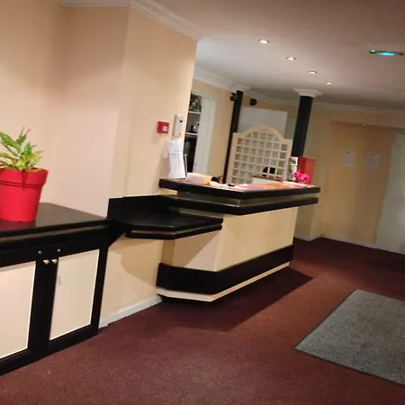Quick Palace Poitiers Otel