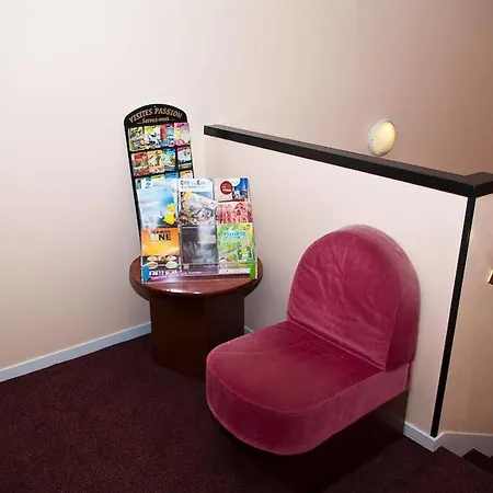 Quick Palace Poitiers 2*