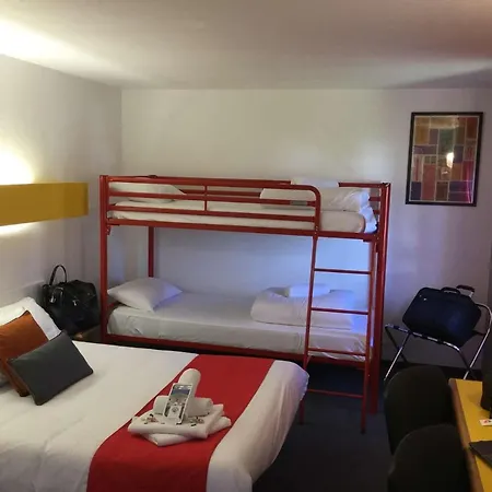 Hotel Quick Palace Poitiers 2*