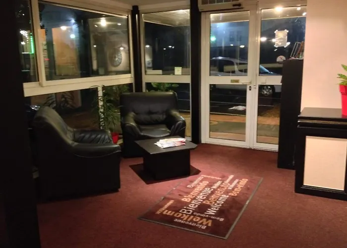 Quick Palace Poitiers 2*